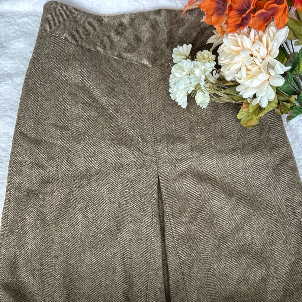 Gap  brown tweed skirt size 4 zip side one pleated front